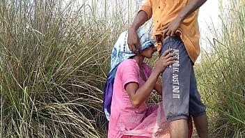 आज पत्नी के साथ जंगल में मज़ेदार चोदाई का मौका