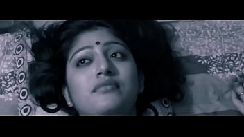 Seductive Desi Bhabhi’s Steamy Secret Affair