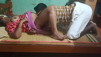 Sizzling Desi Village Aunty’s Homemade Seduction