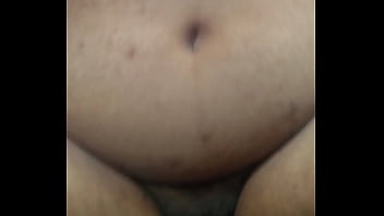 Hyderabad’s Horny Telugu Aunty Gets Wild In Steamy Video