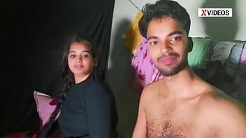 Hot And Horny College Babe’s Wild Viral Clip