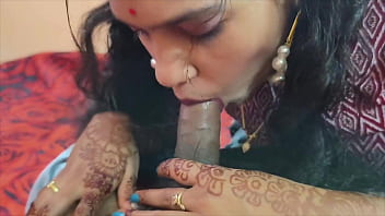 Sanskari Bhabhi Ki Garmi Bhari Raat, Padosi Ke Saath Chupke Chupke Mast Maza