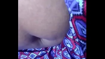 Lustful Desi Aunty’s Deep Navel