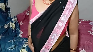 Sultry Desi Maid With Voluptuous Curves Caught In A Steamy Dream With A Naughty Indian Wife