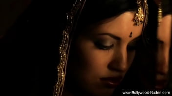 Sensual Indian Dancer’s Intimate Fuck Moment To Experience