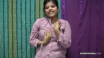 Sizzling Delhi Sex Chat With Horny Indian Babe Rupali