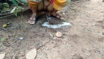 Desi Aunty Unleashing Her Wild Stream In The Great Outdoors—unmissable!