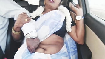 Sizzling Indian Bhabi’s Car Affair With Raw Telugu Whispers.