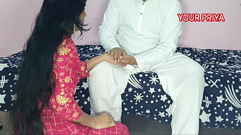 ससुर ने न्यू ईयर पार्टी से लौटी बहू प्रिया के बाल पकड़कर जबरन अपना लंड चूसवाया, फिर उसे पटाकर ज़ोरदार चोदा – साफ हिंदी आवाज़ में