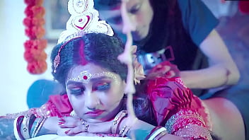 Young Indian Couple’s Suhaag Raat: First Night Raw Sex With Dirty Hindi Audio