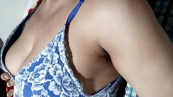 Desi Bhabhi’s Standing Fuck With Secret Lover, Indian Girl’s Pussy Pounded Hard