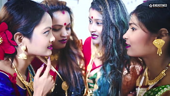 Desi Tharki Zamindar Bhaiyon Ki Raat: Ek Saath Chodte Hain Apni Chaaron Biwiyon Ki Chudai Ki Gangbang Masti