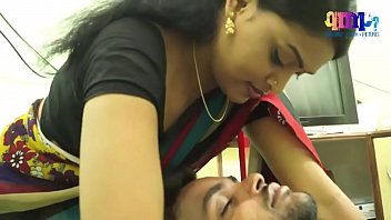 Sizzling Affair Between A Lonely Indian Housewife And A Tech-savvy Engineer