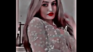 Sizzling Desi Babe’s Steamy Video