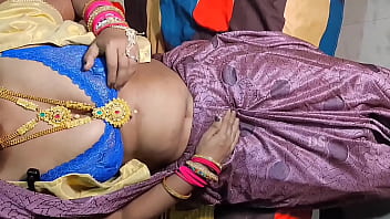 New Bhabhi’s First New Year Video: Hot Desi Indian Bhabhi’s Wild Ride With Best Hindi Audio