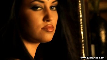 The Exotic Allure Of India’s Voluptuous Goddesses