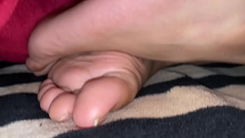 Sultry Desi Toes Begging For Worship