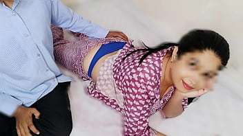 सौतेली बहन को उसके भाई ने चोदा, देसी लड़की की तंग चूत का सेक्स वीडियो हिंदी में वायरल