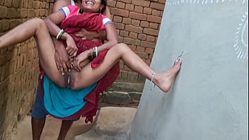 Luscious, Voluptuous Indian Village Beauties With Juicy, Inviting Entrances