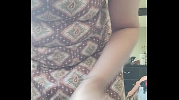 Sweaty Auntie Mopping The Floor With Her Thick Curves