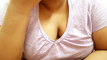 Mature Indian Woman’s Voluptuous Bosom