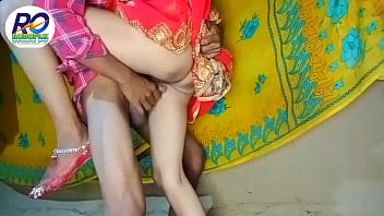 Desi Gaon Ki Bhabhi Ka Saree Utarke Zor Se Chodna