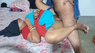 Bihari Stud Bangs His Friend’s Curvy Wife In A Steamy Desi Sex Tape