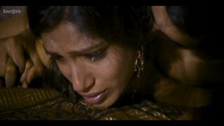 Bollywood Starlet’s Steamy Web Series: Explicit Bedroom Scenes Unveiled
