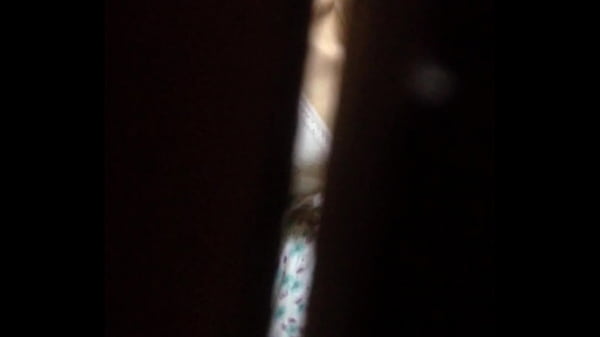 Desi Bhabhi’s Steamy Bathroom Seduction