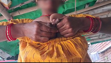 Thakur Ki Patni Ne Uske Chhote Lund Se Maza Liya