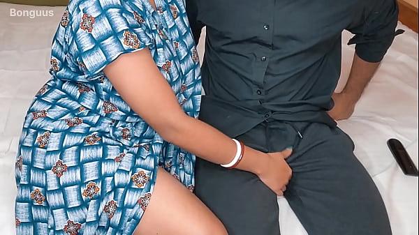 Desi Bhabhi Riya’s Steamy Secret: Neighbor’s Lustful Encounter While Husband’s Away