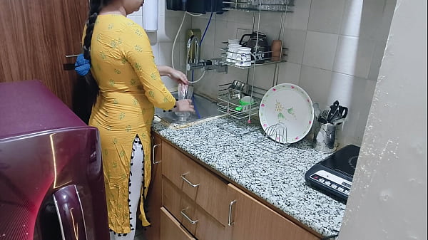 Caught My Lustful Stepmother Moaning In The Kitchen – Desi Adult Scene