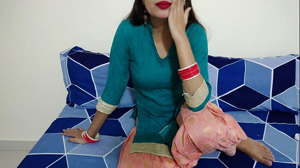 Seductive Milf Bhabhi’s Forbidden Roleplay: Corrupting Her Innocent Devar With Raw Passion And Hindi Whispers