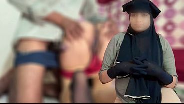 Desi Muslim Girl Reshma’s Forbidden First Time With Friend’s Stepbrother In Hindi