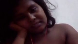 Desi Slut Baring It All In A Steamy Solo Nude Video
