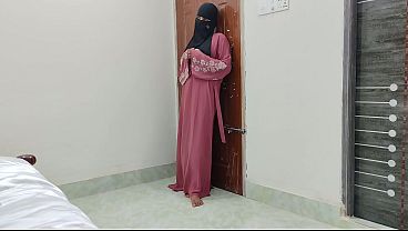 Your Shy Indian Hijabi Girlfriend Gets Pounded Rough And Deep For The First Time, Moaning As She Loses Control