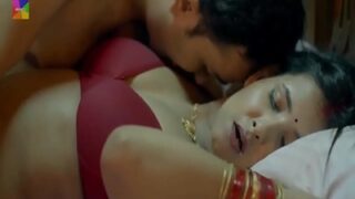 Hot Newlyweds’ Erotic Wedding Night Video