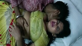 Tv Mechanic Fucks A Bangla Boudi In A Hot Desi Sex Video