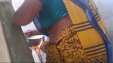 Indian Housewife Bhabhi In A Steamy, Erotic Encounter